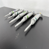 Eppendorf Research Plus Single Channel Pipettes image 1